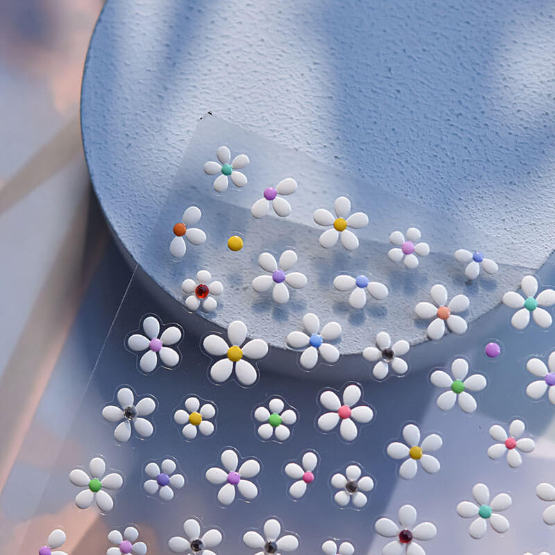 White Flower Nail Stickers - Perfect for an elegant manicure
