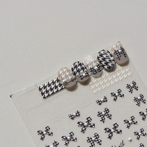 Houndstooth nail decal