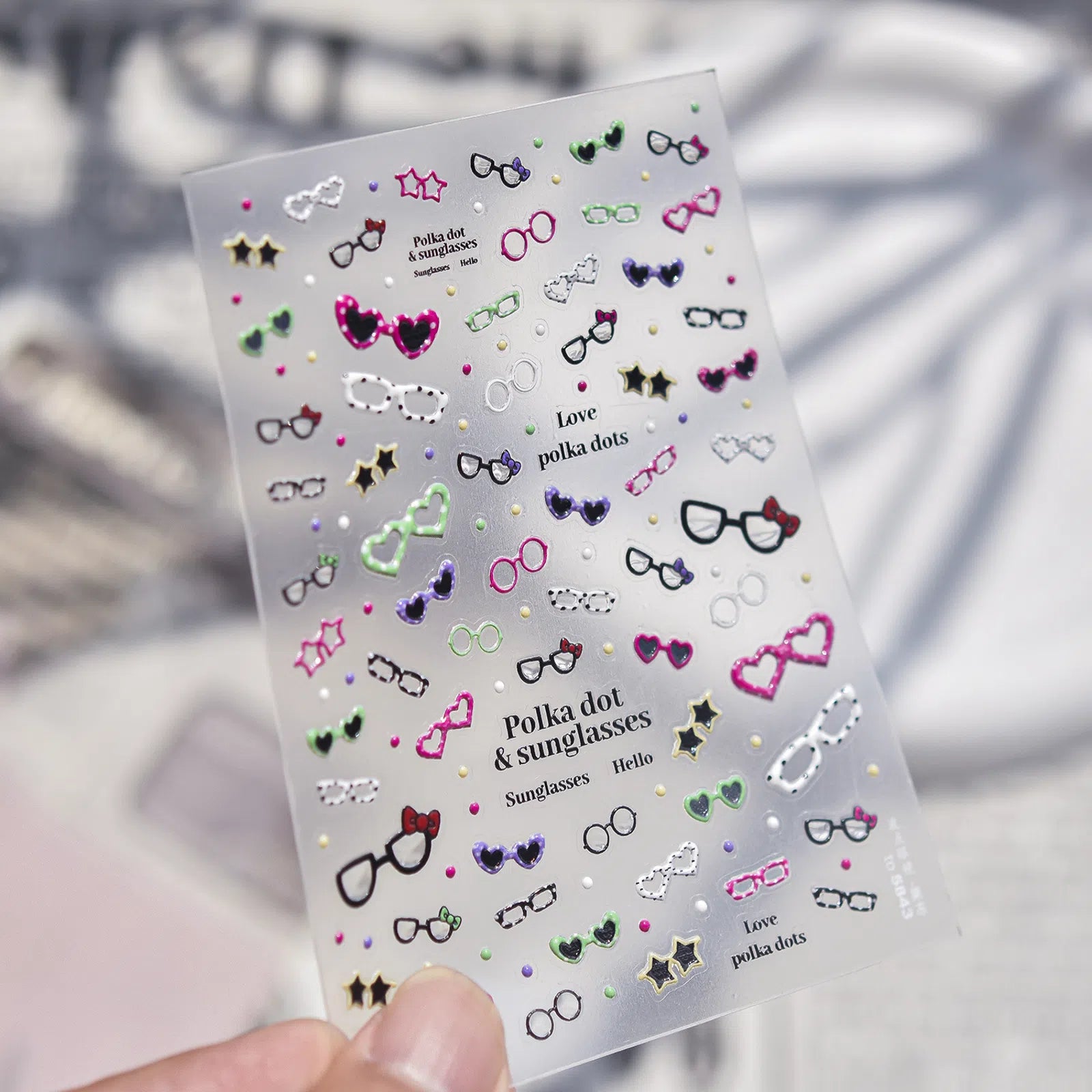 to5843 Dopamine Dot Nail Stickers variant image - Tomoni Nail Art