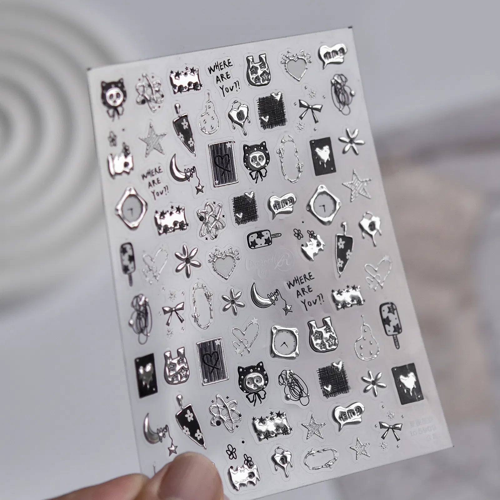 to5909 Metallic Cat Nail Stickers variant image - Tomoni Nail Art