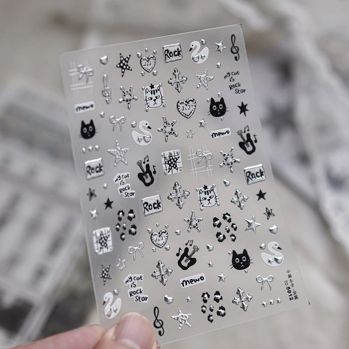 to5912 Metallic Cat Nail Stickers variant image - Tomoni Nail Art