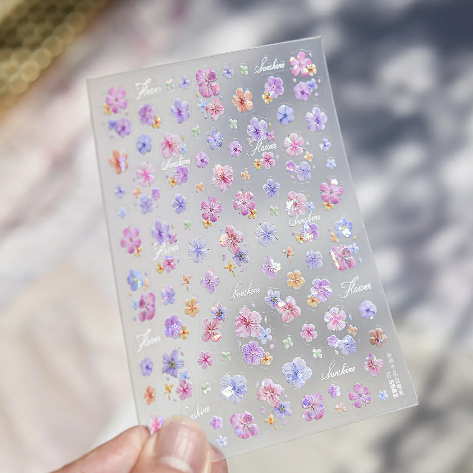 to5582 Pastel Dried Flower Nail Stickers variant image - Tomoni Nail Art