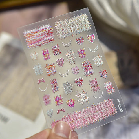 to5468 Pink Gingham Heart Nail Stickers variant image - Tomoni Nail Art