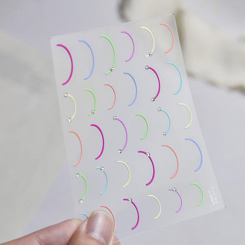 to5963 White Bow Nail Stickers variant image - Tomoni Nail Art
